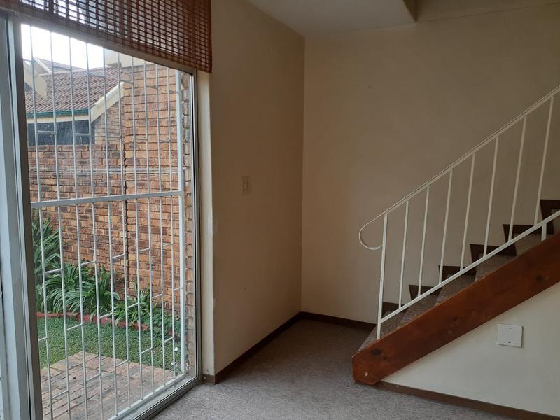 To Let 2 Bedroom Property for Rent in Vaalpark Free State